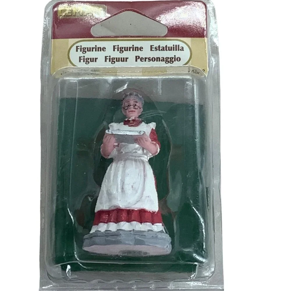 Vtg 2005 Lemax Mrs.‎ Claus Carrying Cookies Christmas Village Figurine 52012 NOS